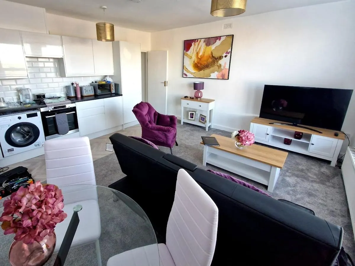 Two Bedroom Apartment By Brookland Stays Serviced Accommodation Short Lets London With Free Wifi 0*,  United Kingdom