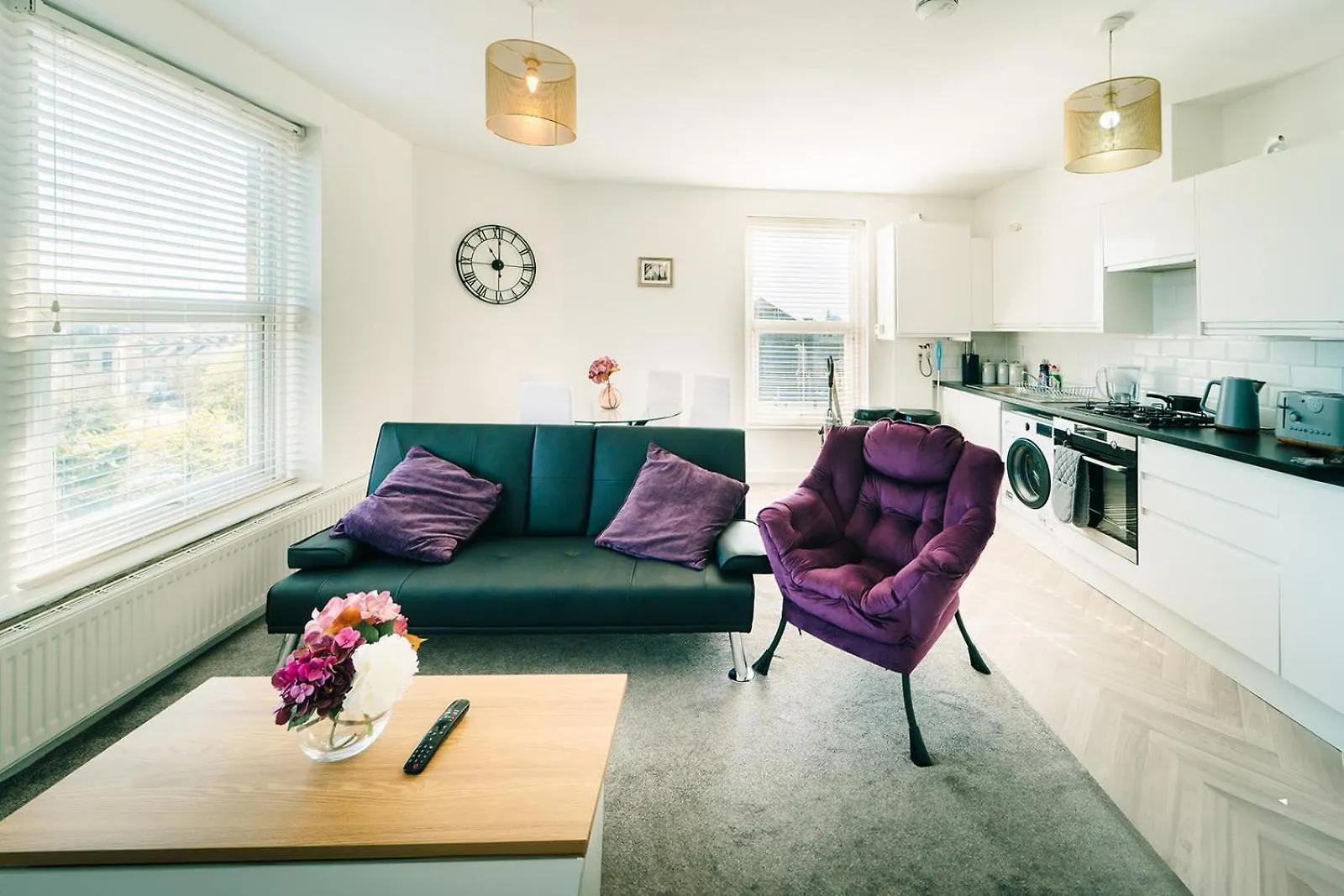 Two Bedroom Apartment By Brookland Stays Serviced Accommodation Short Lets London With Free Wifi 0*,
